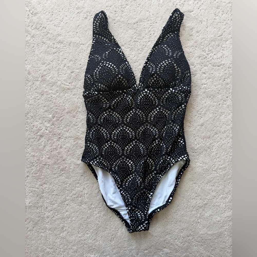 La Blanca Black Crochet-Overlay One-Piece Swimsuit